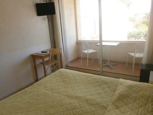 Hotel Au Tapis De Sable