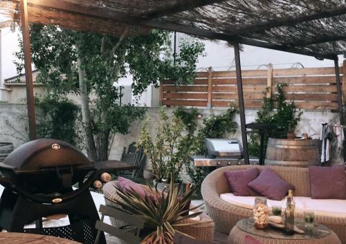 Bed & Breakfast Chambre Et Table D Hotes Chez Dom