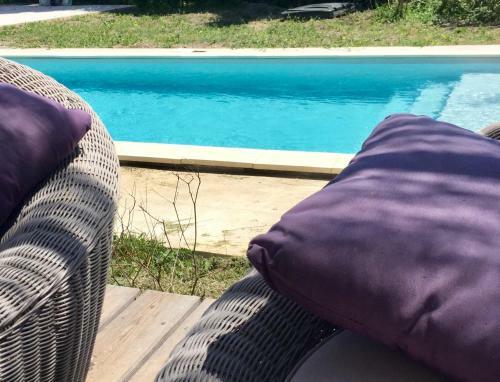 Bed & Breakfast Chambre Et Table D Hotes Chez Dom