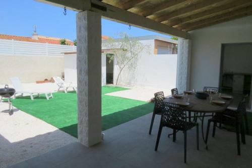 Villa Individuelle Acc�s Direct Plage Et Commerces 6avmed11