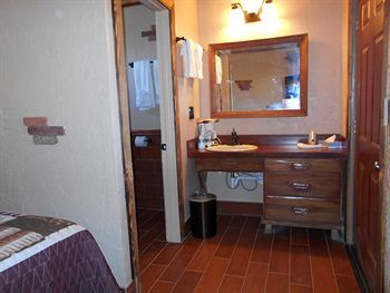 Posada Grand Canyon Inn