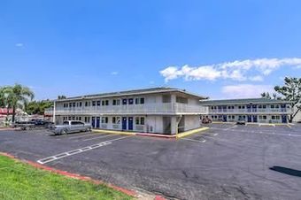 Motel 6 Fontana