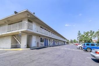 Motel 6 Fontana