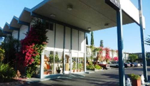 Motel Antioch Executive Inn