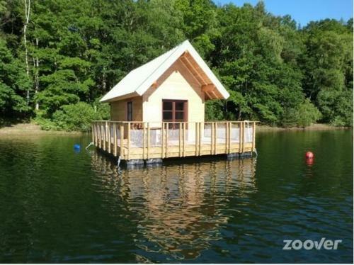 Les Chalets Flottants Des Planquettes