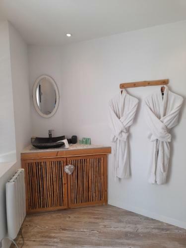 Le G�te De Sainte Vali�re Piscine Et Spa