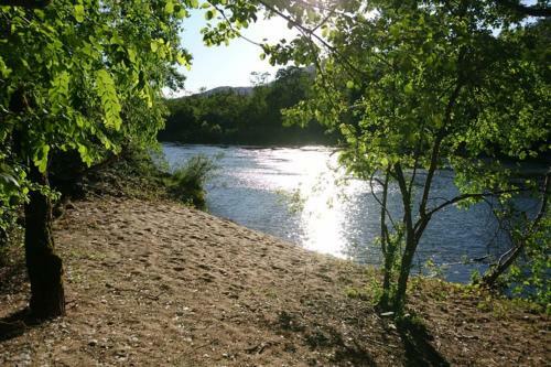 G�te de Charme En Ard�che : Vue Panoramique, Plage Priv�e