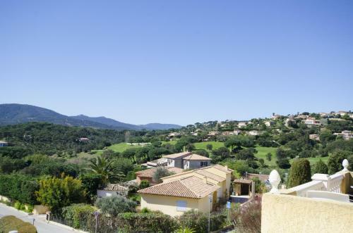 Grande Villa R�cente � Sainte Maxime - Golfe de Saint Tropez