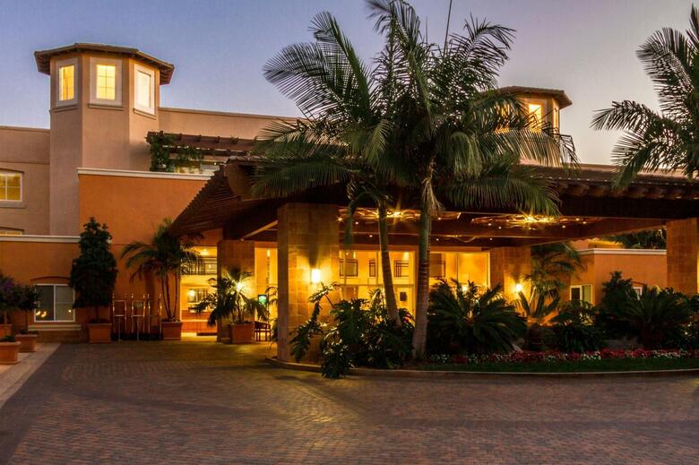 Grand Pacific Palisades Resort & Hotel