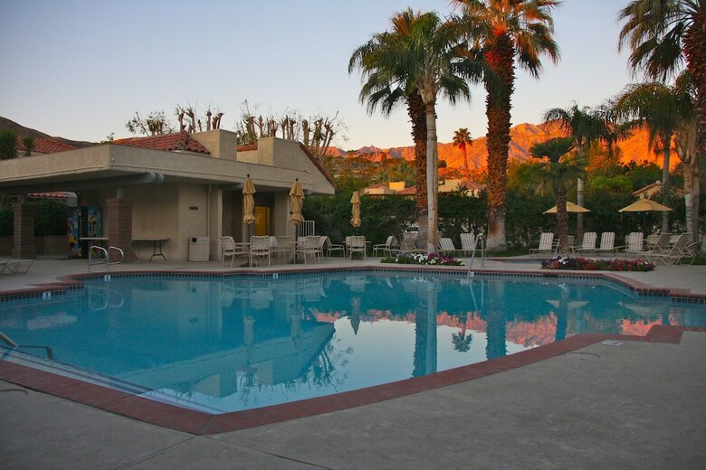 Hotel The Oasis Resort