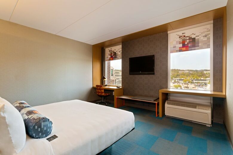 Hotel Aloft Birmingham Soho Square