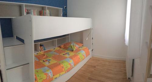 Bed & Breakfast Chambres D'h�te Le C�dre Bleu