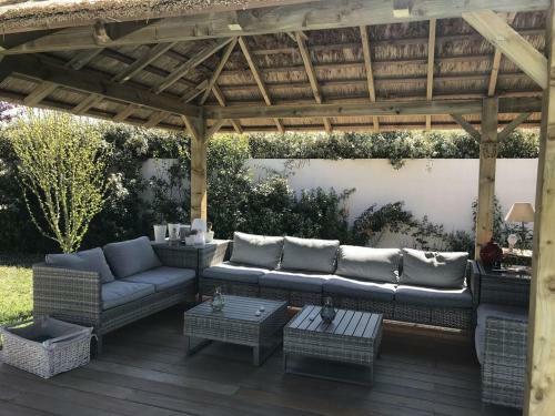 Villa Sous La Paillote...