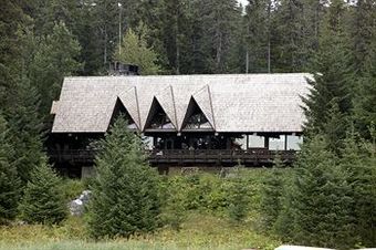 Hotel Glacier Bay Lodge