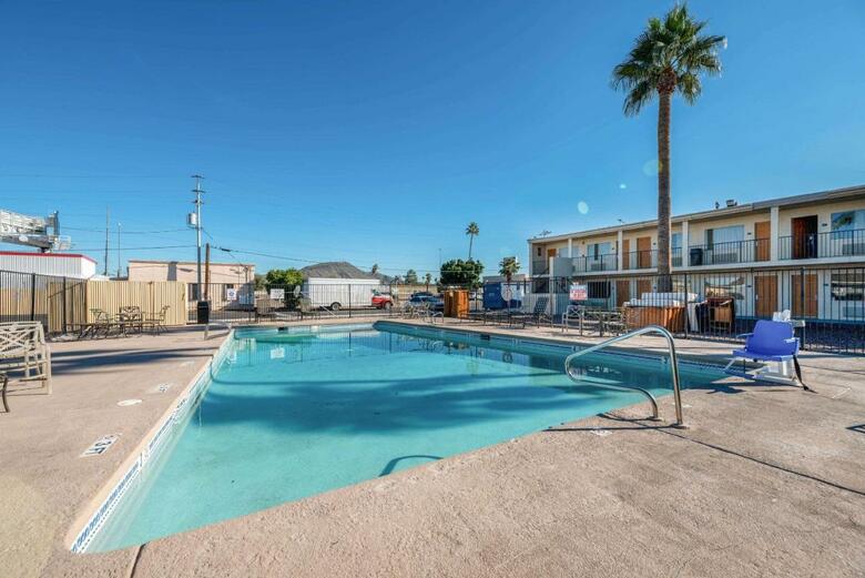 Hotel Knights Inn Phoenix North