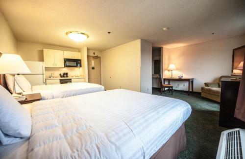 Hotel Greystone Inn & Suites