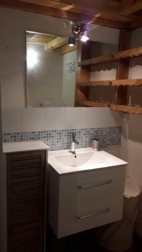 Apartamento Joli T3 Proche Centre Et T�l�cabines
