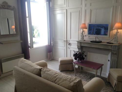 La Cl� Des Champs