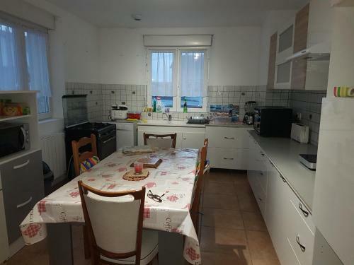Super Spacieux G�te Proche de Toutes Commodit�s