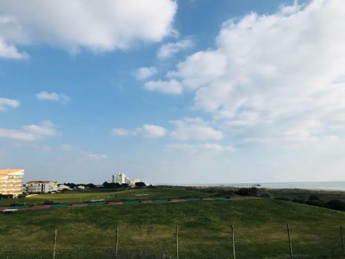 Apartamento Studio Du Golf, Standing, Piscine, For�t Et Oc�an