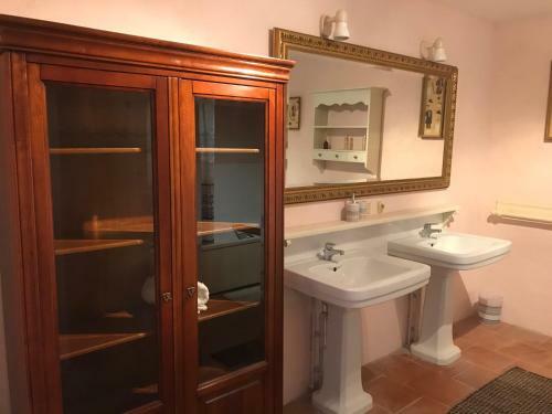 Chateau De Grenier Apartment