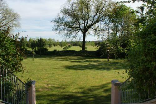 Ch�teau De Grenier Gite