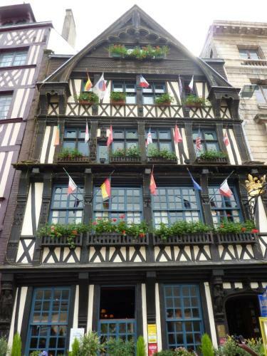La Chaumiere