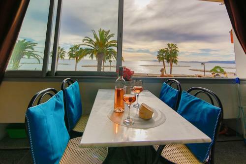 Sea View Luxury Apartment