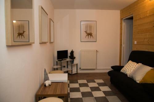 Apartamentos Gites L'�pilobe