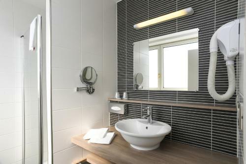 Hotel Mercure Saint L� Centre