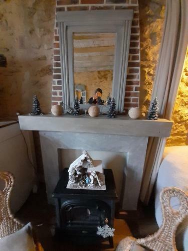 Maison Atypique Dans Cit� M�di�vale