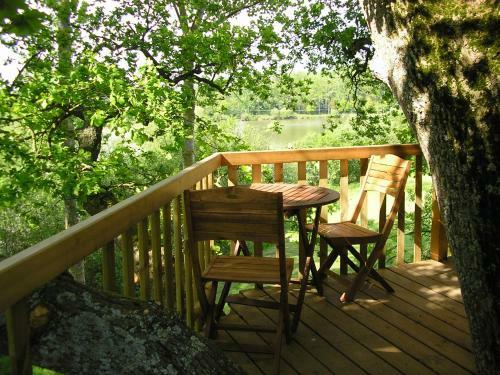 Bed & Breakfast Cabanes Et Chambre � La Bernardiere