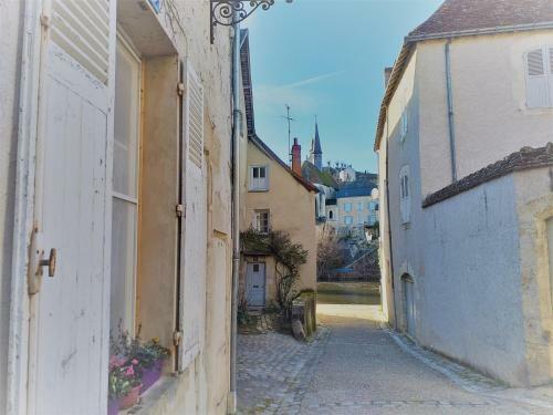 Maison Coeur de Ville Avec Cour Et Jardin Intime