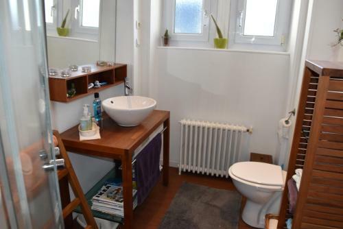 Maison Spacieuse Entre La Ville Et La C�te