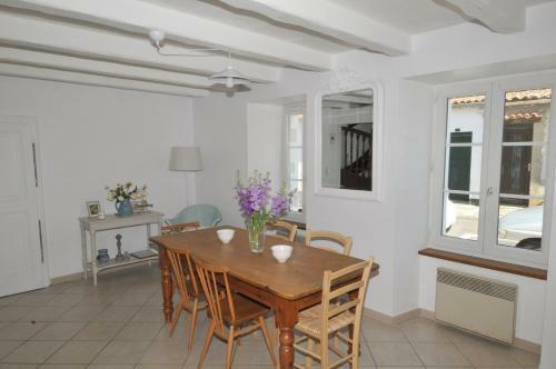 Villa Charmante Location Dans Le Centre de St Martin