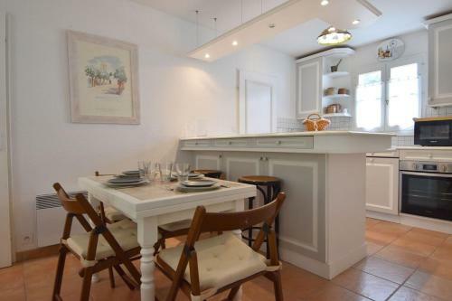 Charmante Villa Dans Le Centre de St Martin