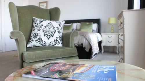 Hostal The Bay