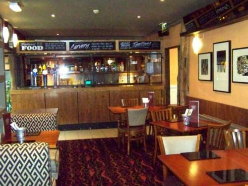 Waterford Lodge Hotel