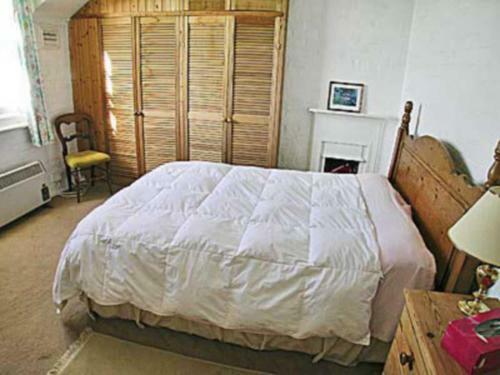 2 Fort Victoria Cottages