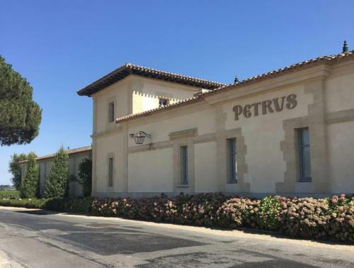 Apartamento Maison Calme Avec Parking Gratuit