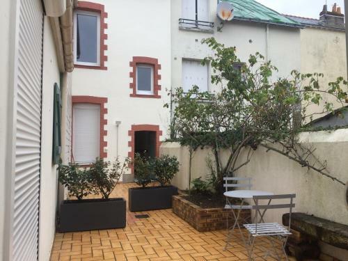 Apartamento Studio �quip�, Calme, Wifi, 1.5 Km Du Front de Mer