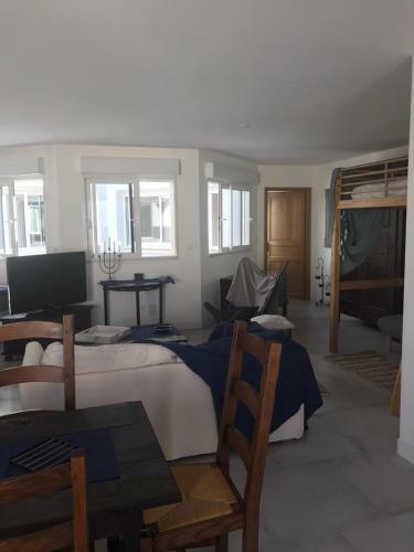 Apartamento L �lot Grec