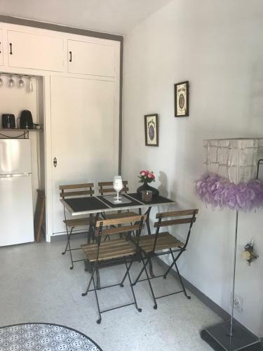 Hostal A L'or�e Du Bois