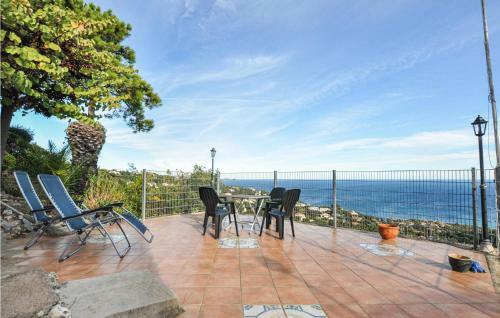Nice Home In Roquebrune-sur-argens With 2 Bedrooms