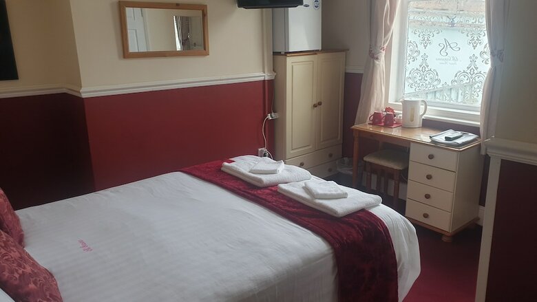 Hostal All Seasons Guest House