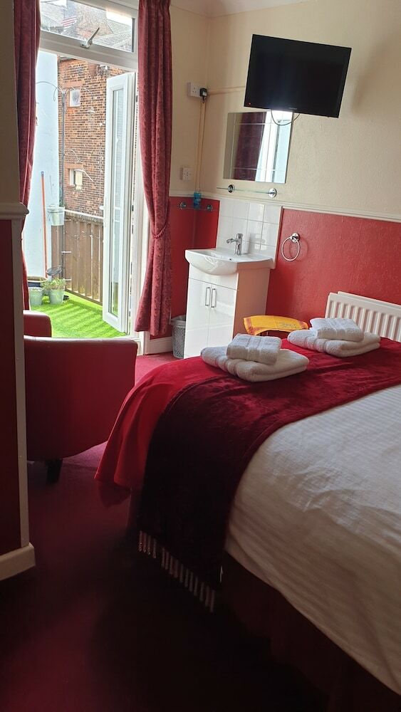 Hostal All Seasons Guest House