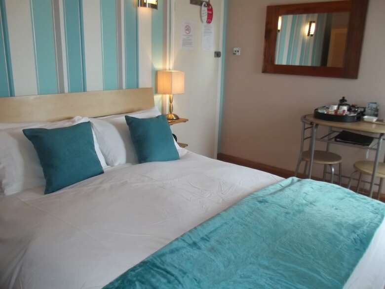 Hostal Beaumont House