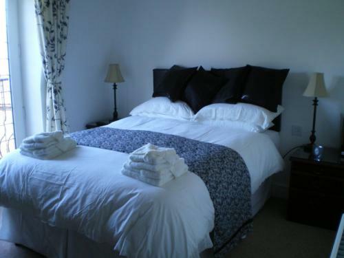 Hostal The White Lodge