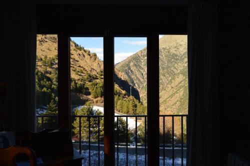 Hotel Parador De Canolich
