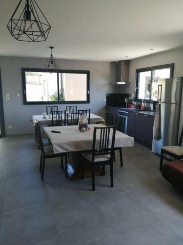 Bed & Breakfast Villa'vi Lyon Est Chambres D'h�tes